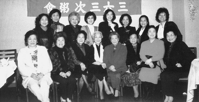 众女史在第363次约集中留下倩影