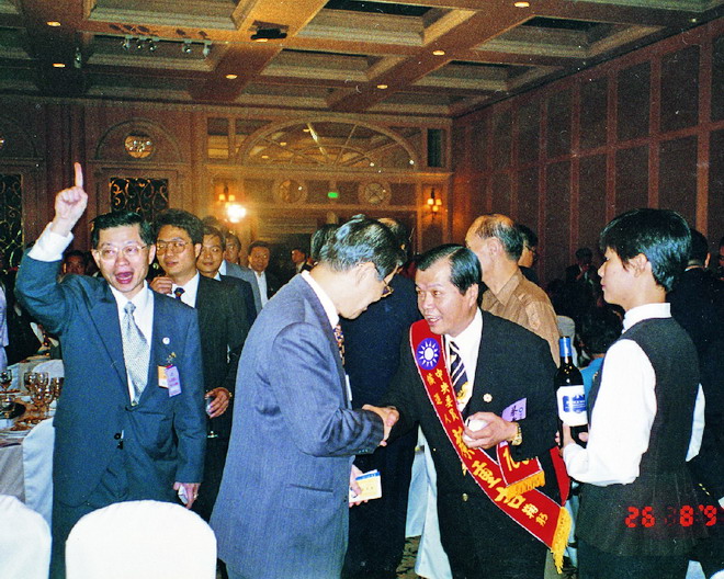 蕭萬長組閣前與党代表互動