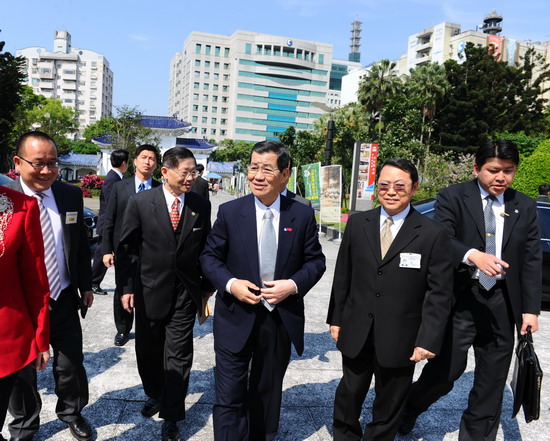蕭萬長蒞臨將軍展