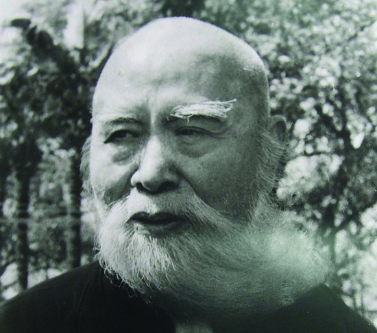 張志奎攝過肩美髯