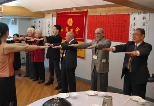 台北雅集勤練太極
