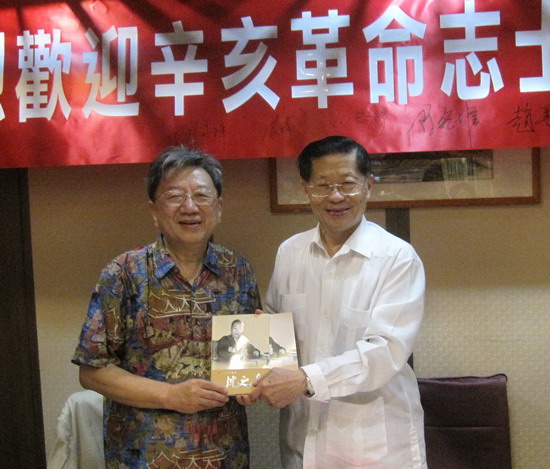 陳元麟勤走两岸间