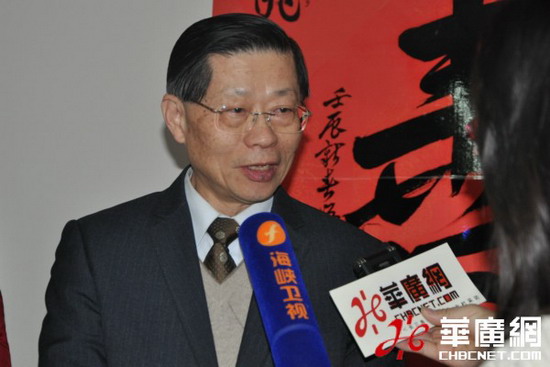 华广记者采访寿星