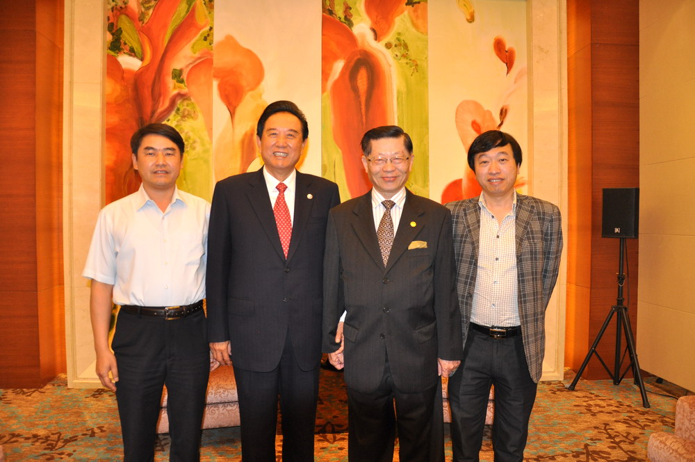 陈云林在赣会見陆炳文一行 