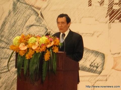 历史画面前共抒两岸新思维