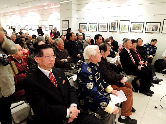 罕见陆炳文坐台下心系台上