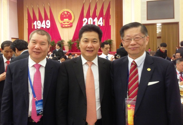 中國僑聯副主席朱奕龍赴宴