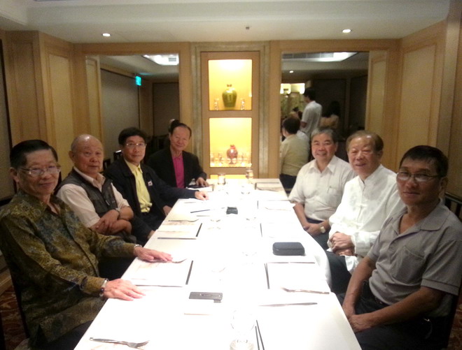 漳州连氏粥会庆贺团在康华